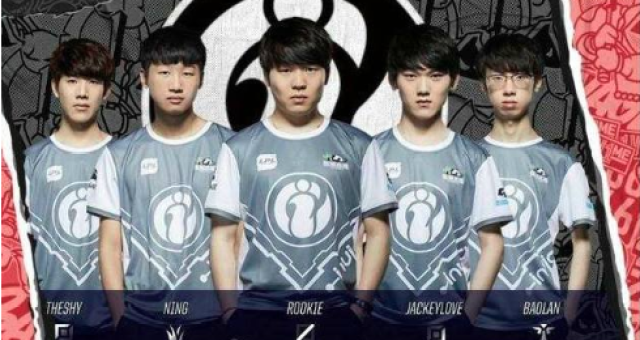 待这两位世 待这两位世