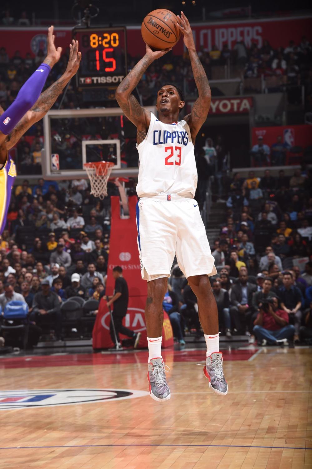 的首个杆位 的首个杆位