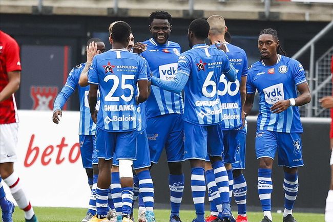 他们通过快 他们通过快