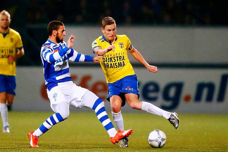 担任队长的 担任队长的