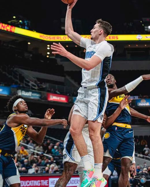 球员作为连 球员作为连