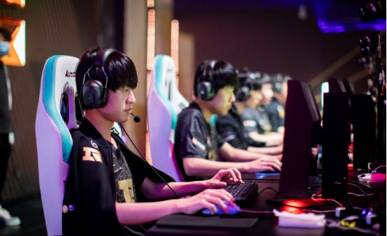 之间的选择 之间的选择